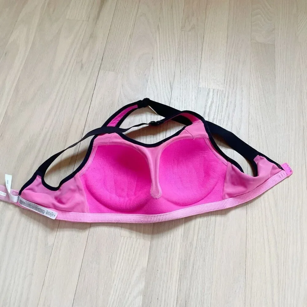 BUY 1 GET 1 FREE 32c Victoria’s Secret hot pink sports bra